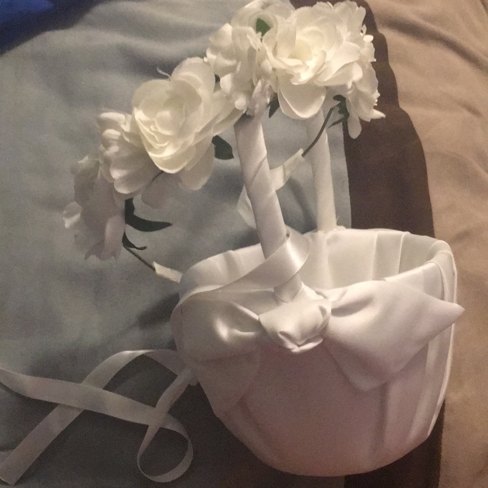 White Flower girl basket and white flower crown
